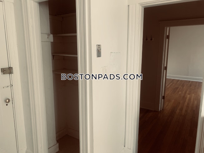 Boston - $2,225 /mo