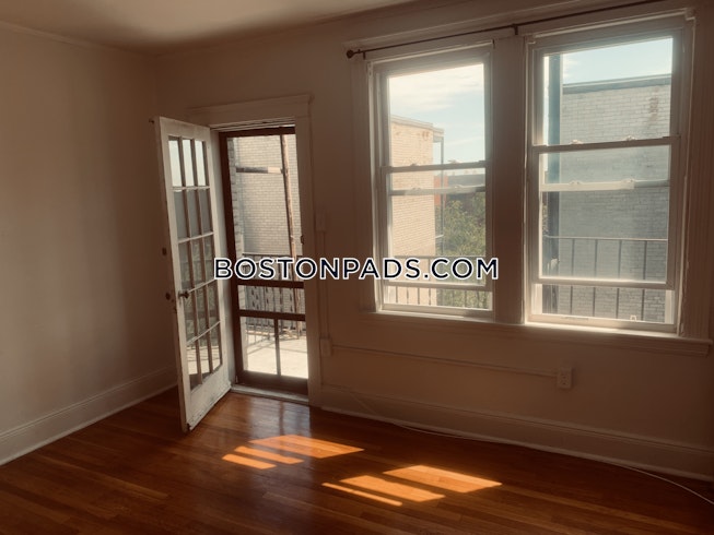 Boston - $2,225 /mo