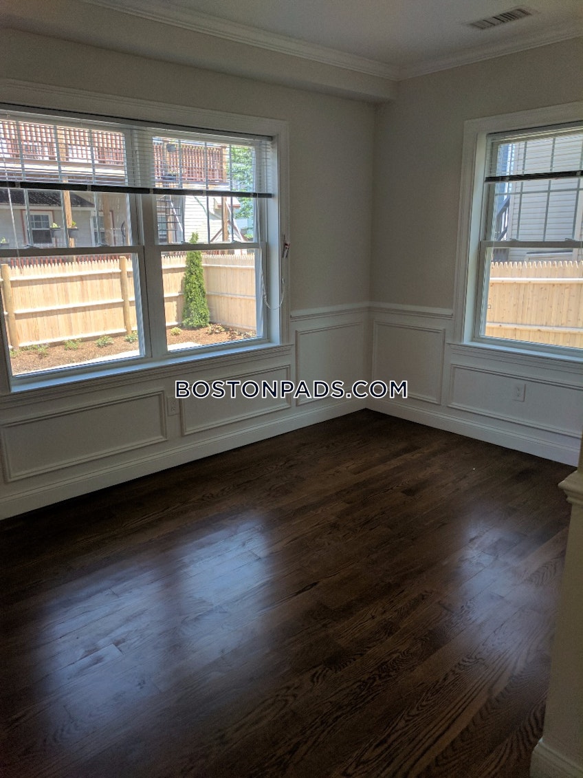 Somerville - $3,795 /month