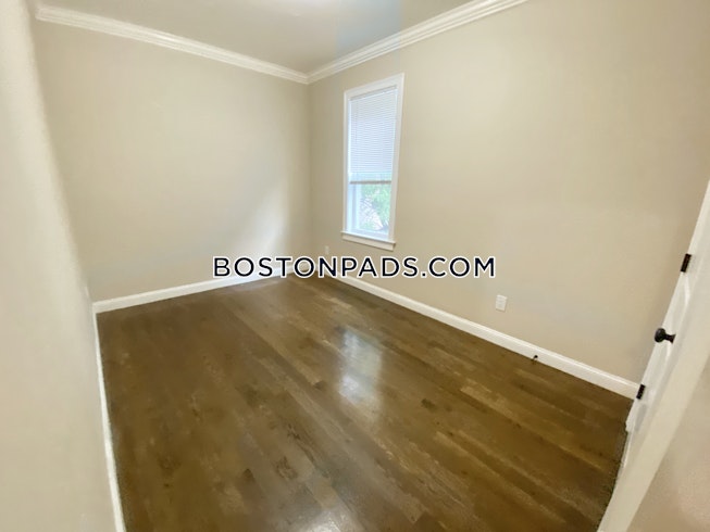 Boston - $3,150 /mo