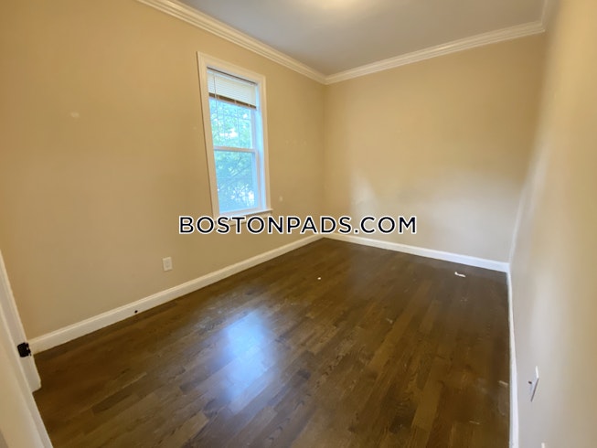 Boston - $3,150 /mo