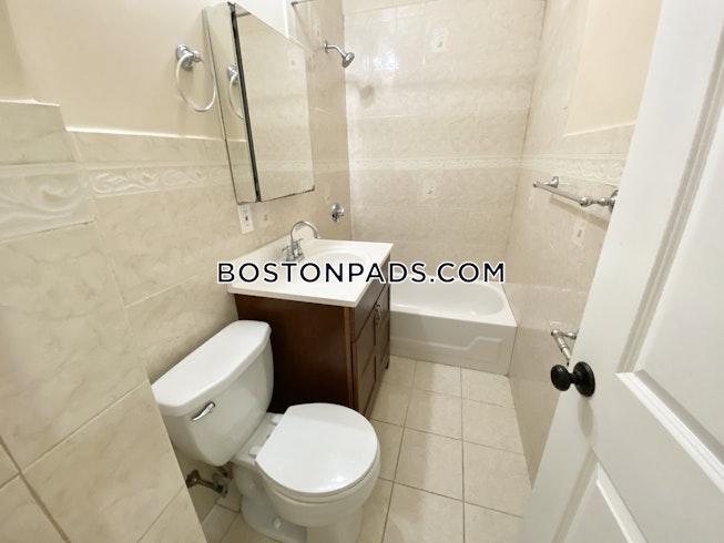 Boston - $3,150 /mo