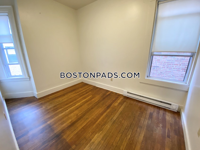 Boston - $4,600 /month