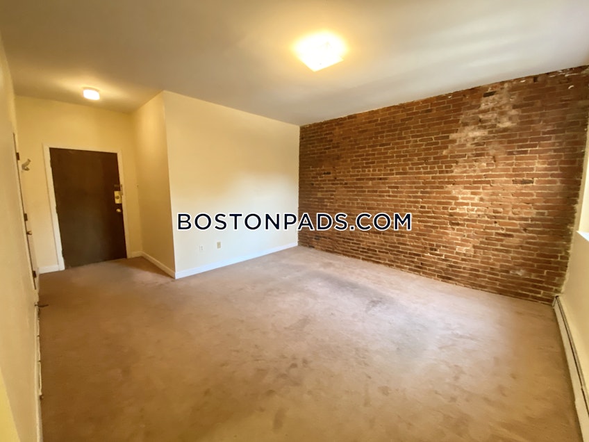 Brookline - $4,500 /month