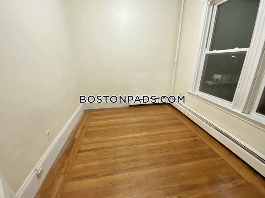 Boston - $3,300 /month