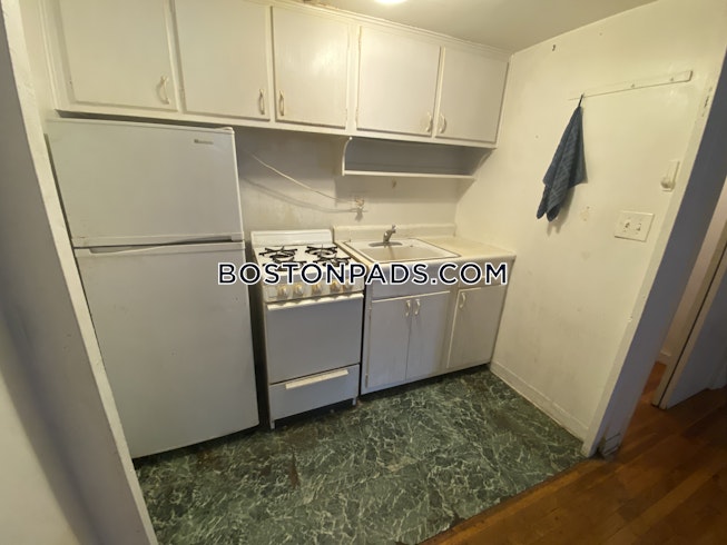 Boston - $1,550 /mo