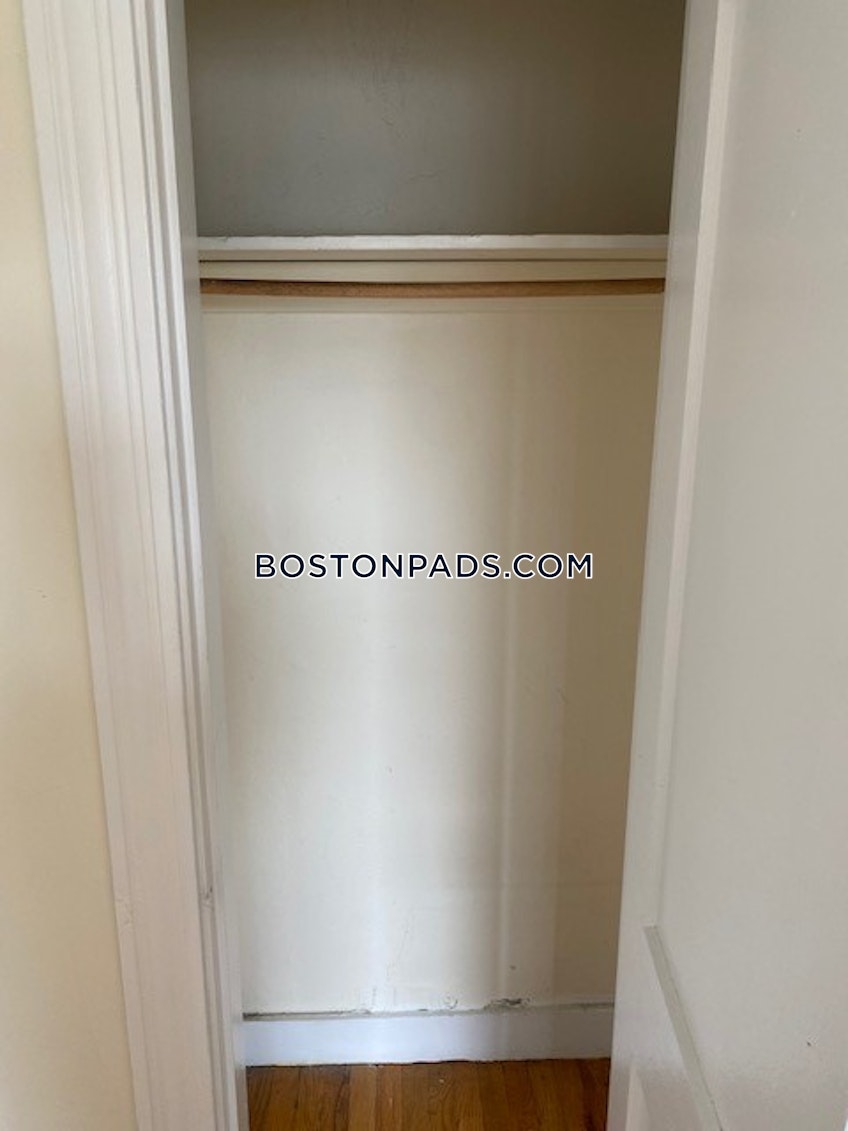 Boston - $2,500 /month