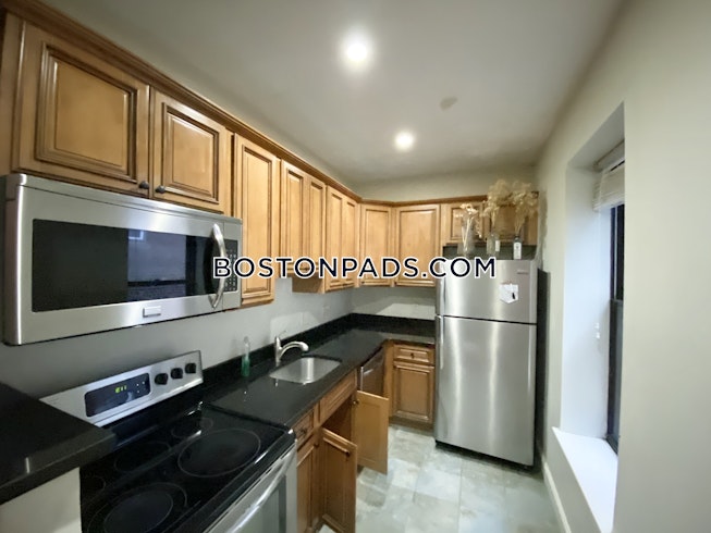 Boston - $3,500 /mo