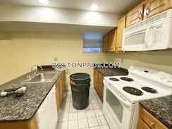 Boston, $2,200/mo