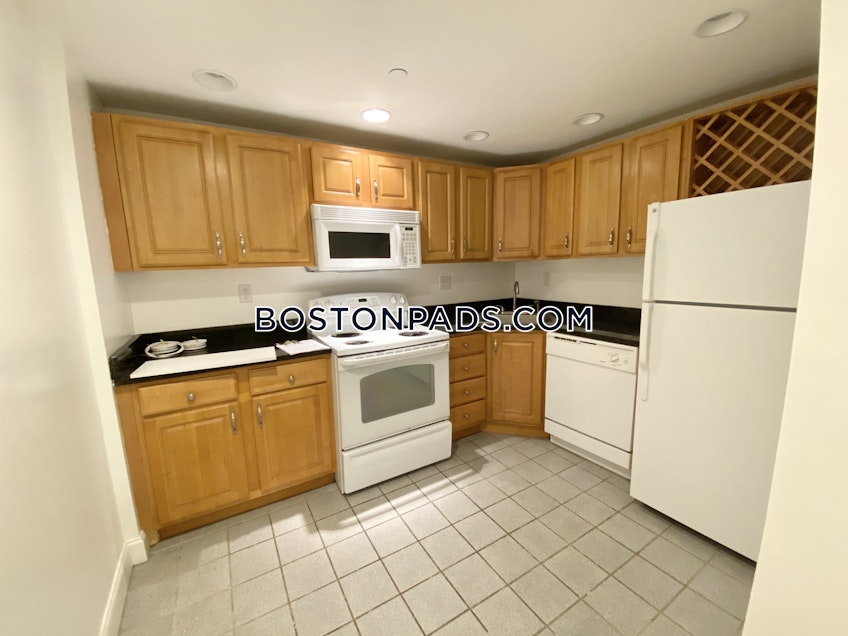 Boston - $2,800 /month