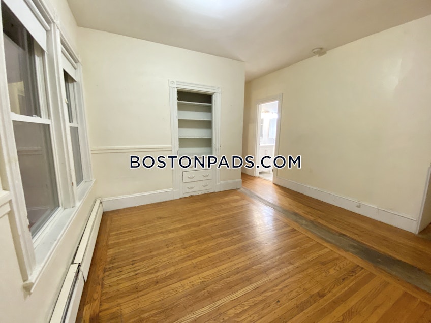 Boston - $3,300 /month