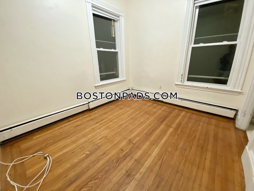 Boston - $3,300 /month