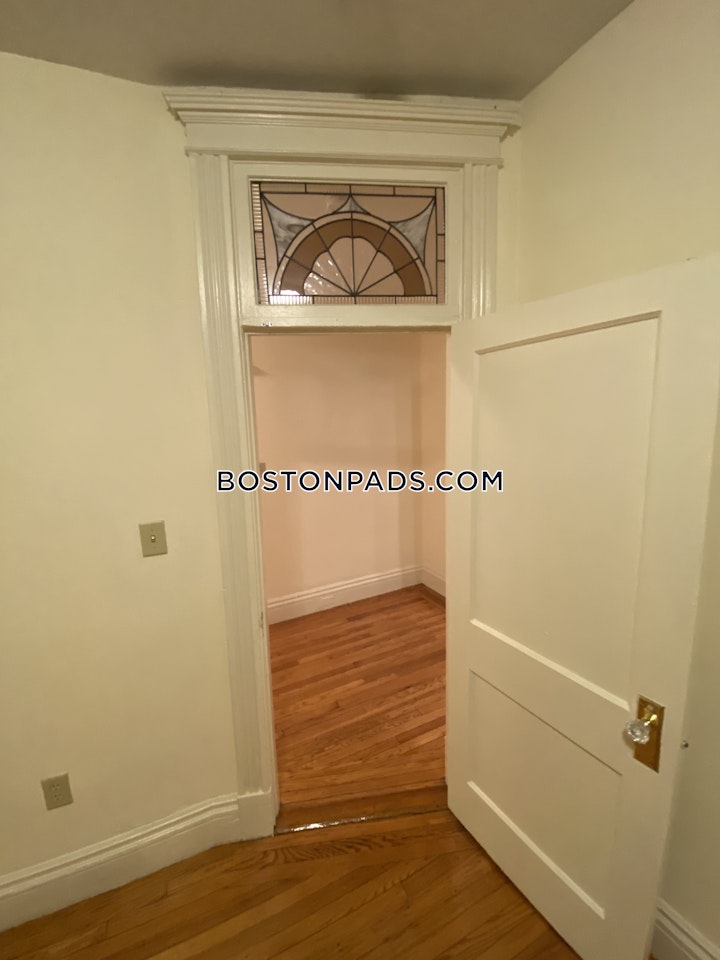 Queensberry St. Boston picture 34