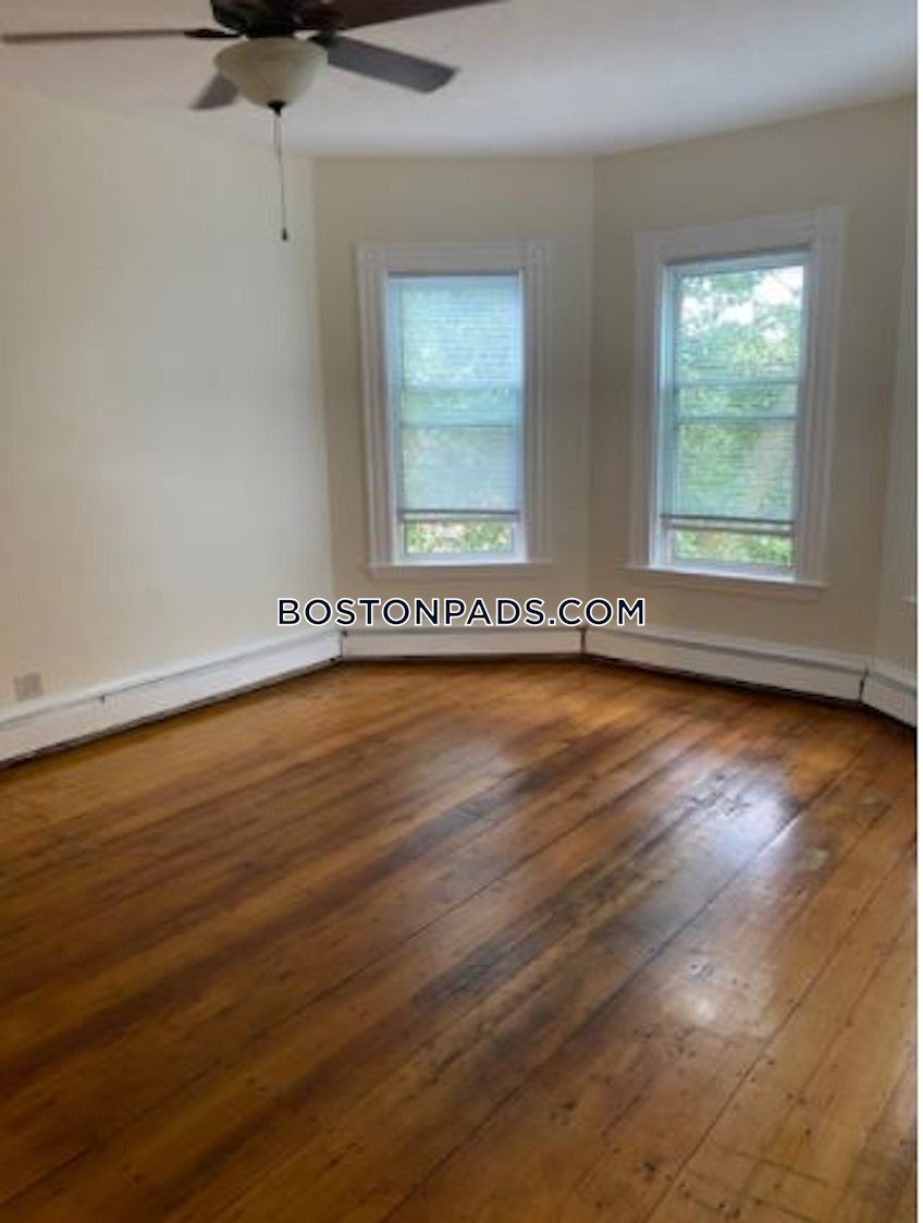 Boston - $3,000 /month