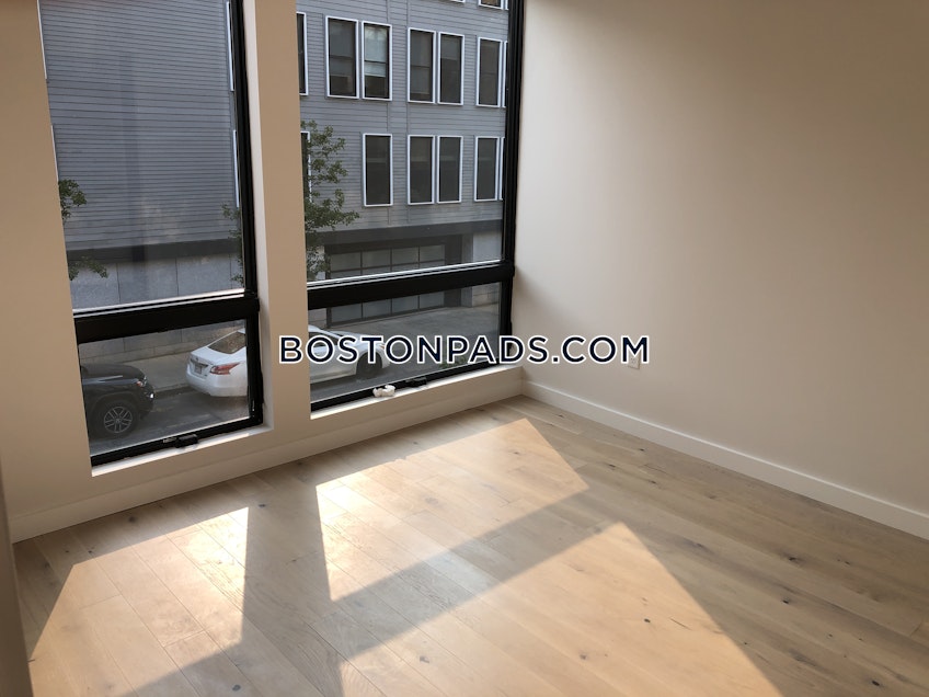 Boston - $4,000 /month