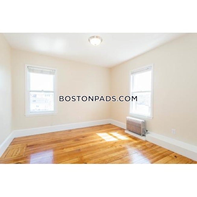 Boston - $4,550 /mo