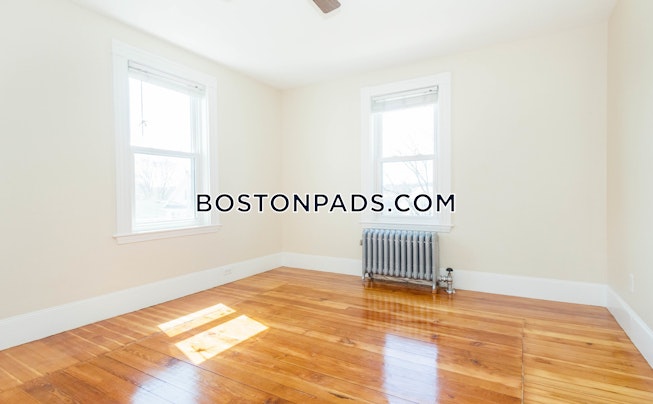 Boston - $4,550 /mo