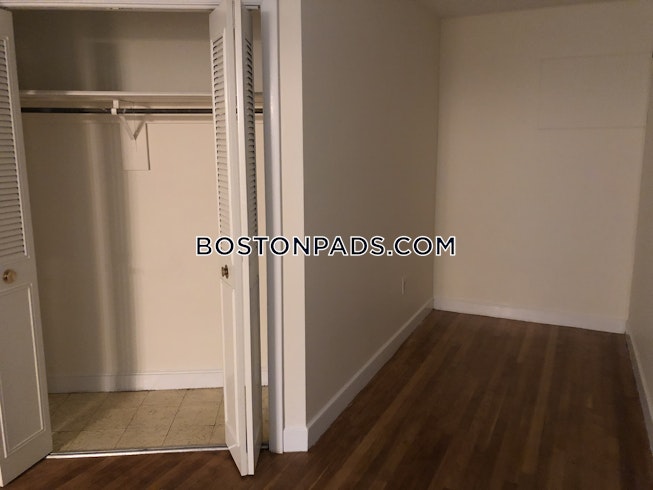 Boston - $1,950 /mo