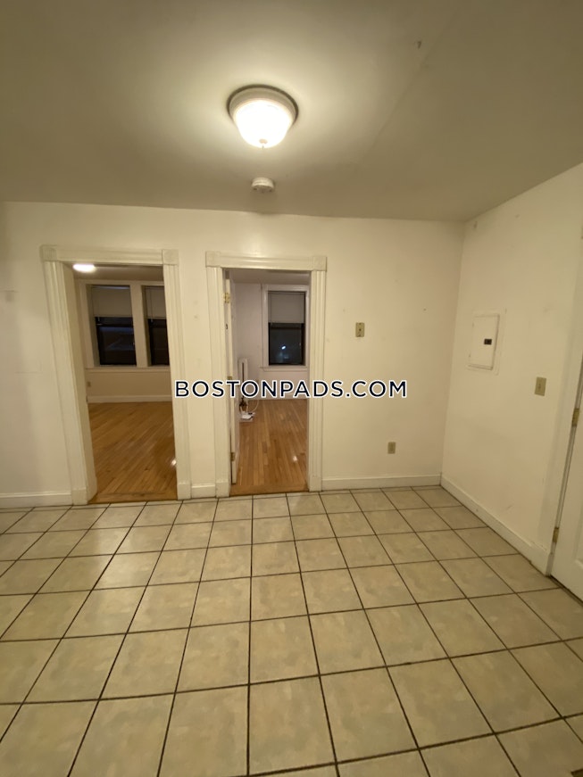 Boston - $2,750 /mo