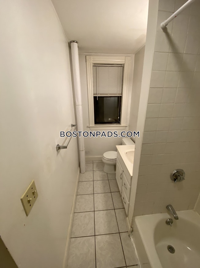 Boston - $2,750 /mo