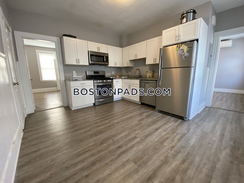 Boston - $5,460 /month