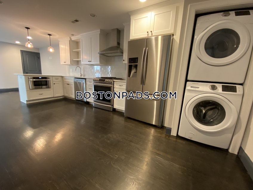 Boston - $4,800 /month