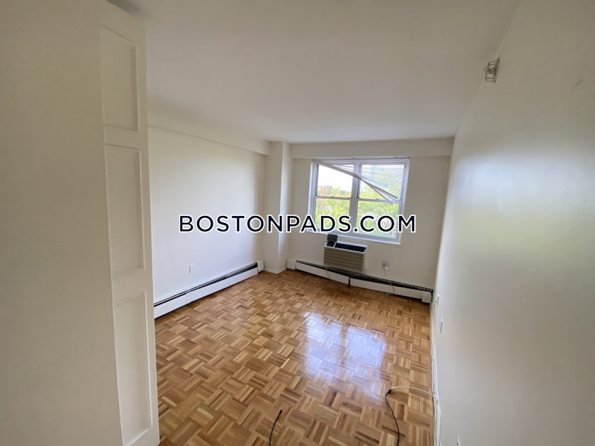 Brookline - $3,450 /month