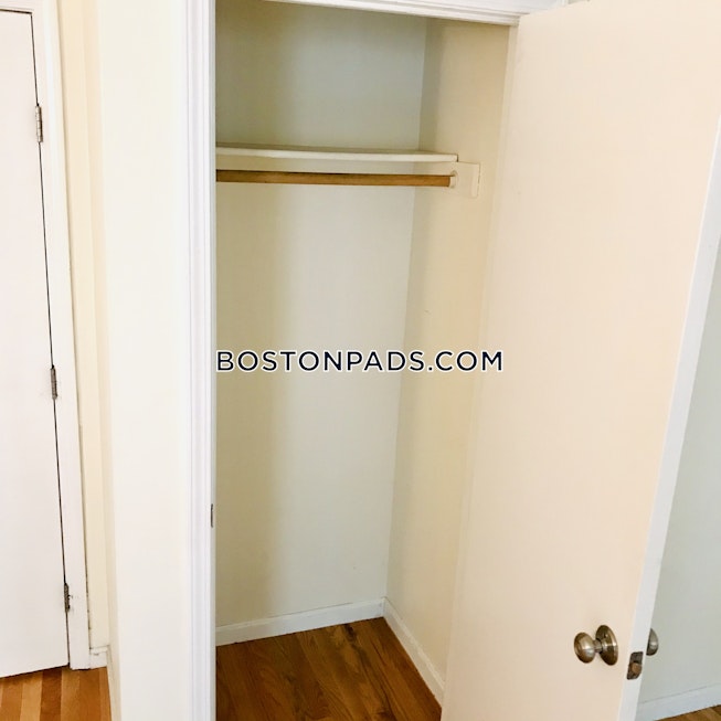 Boston - $2,200 /mo