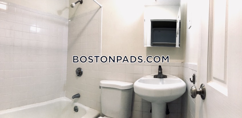 Boston - $1,675 /month