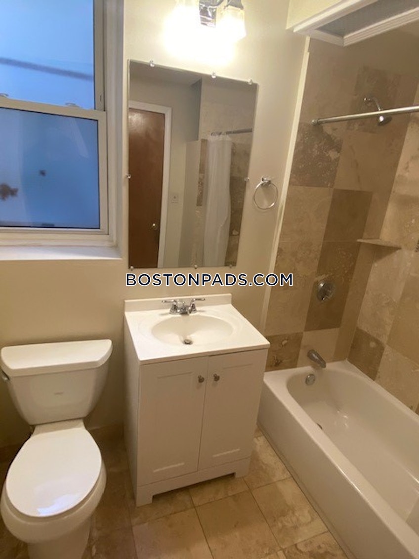 Boston - $5,200 /month