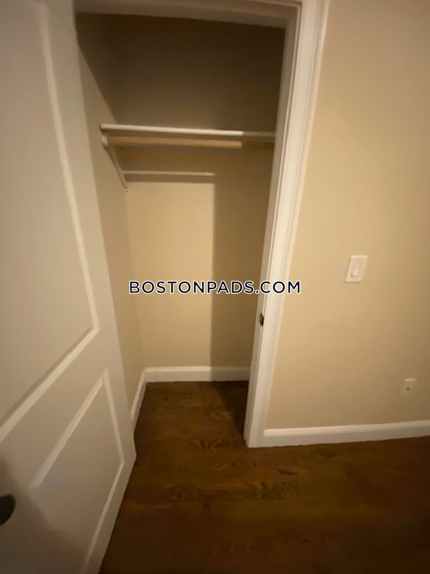 Boston - $2,775 /month