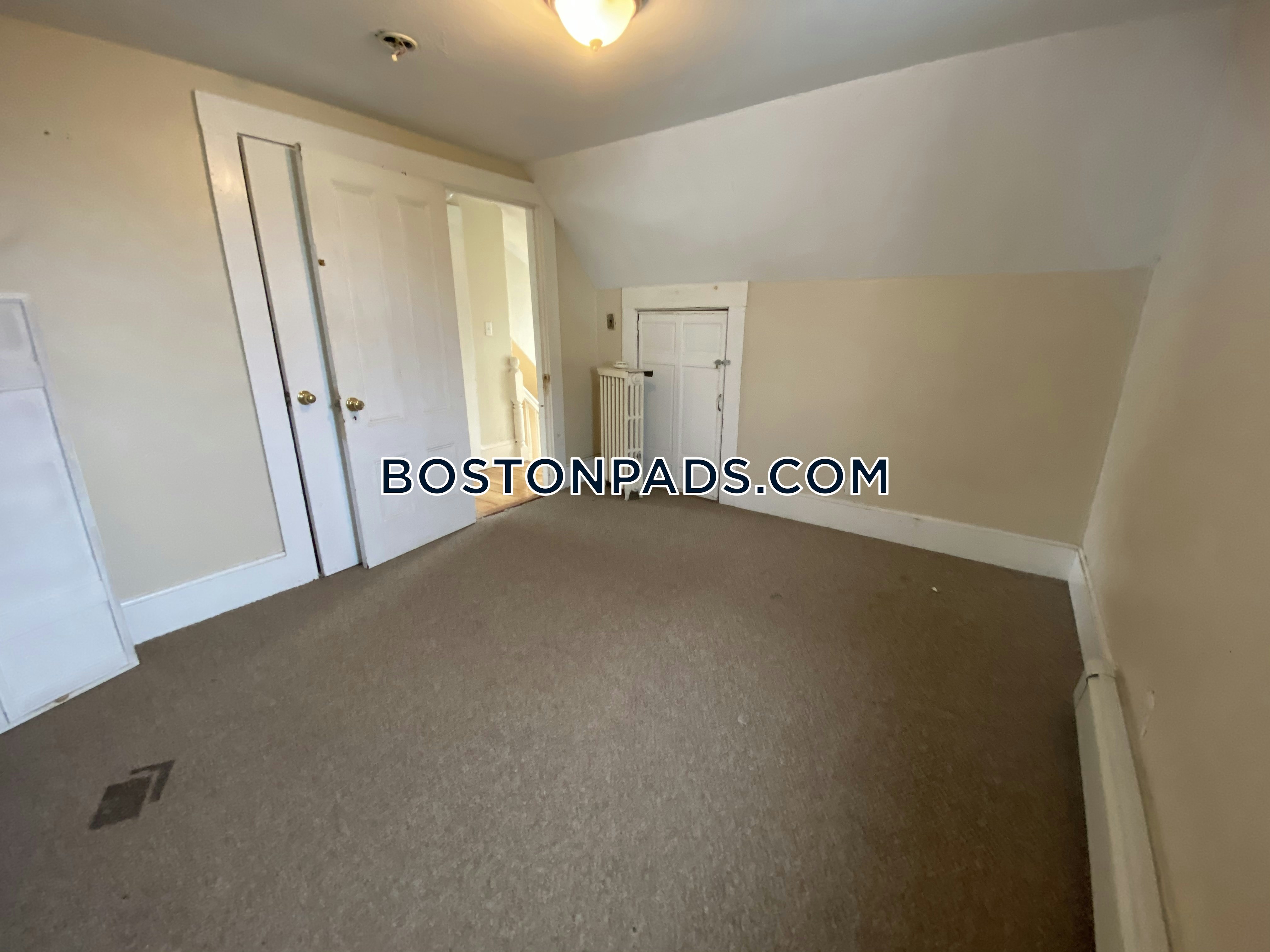 Somerville - $2,600