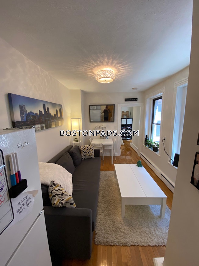 Boston - $2,480 /mo