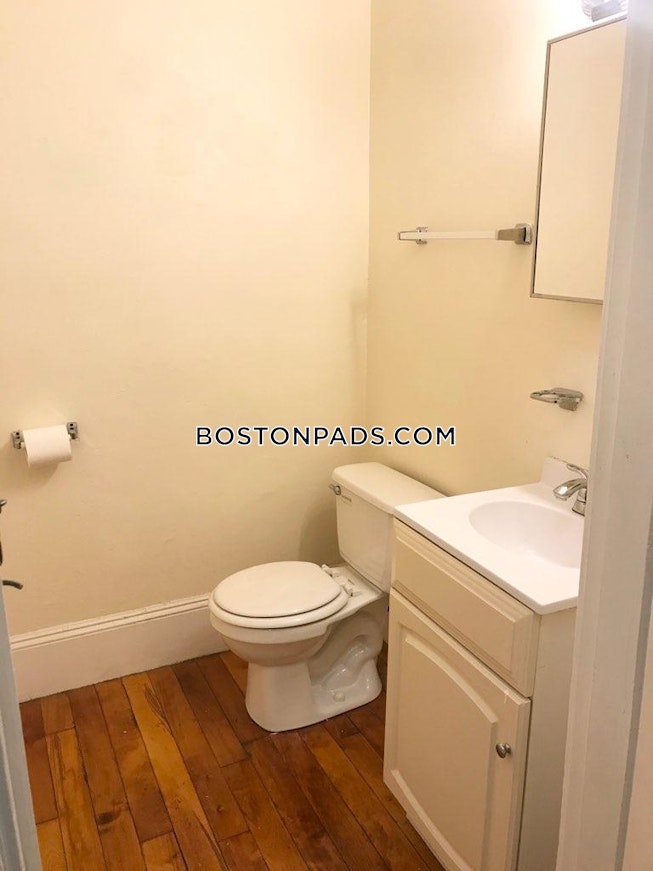 Boston - $5,500 /mo