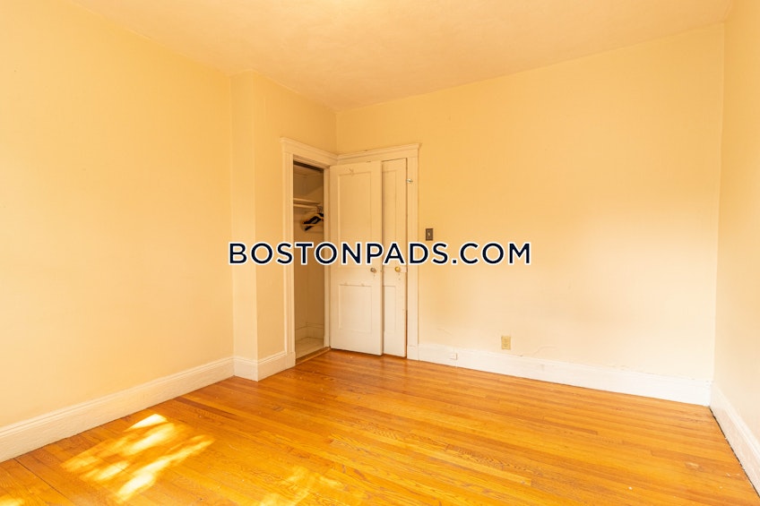 Boston - $2,050 /month