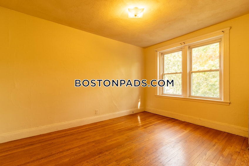 Boston - $2,050 /month