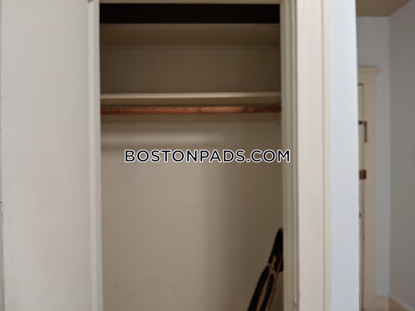 Boston - $3,200 /month