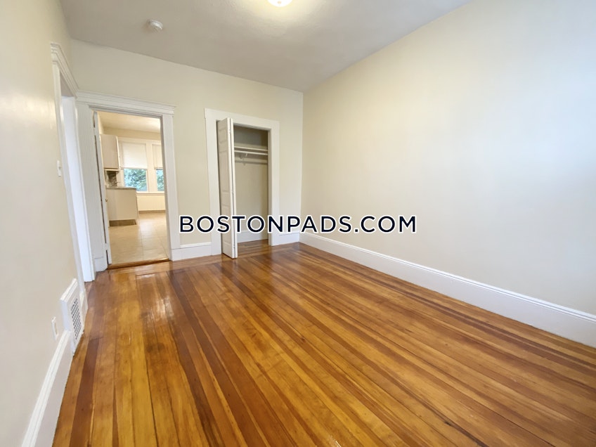 Boston - $2,850 /month