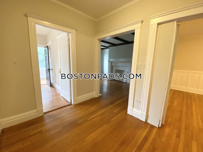 Boston - $2,395 /mo