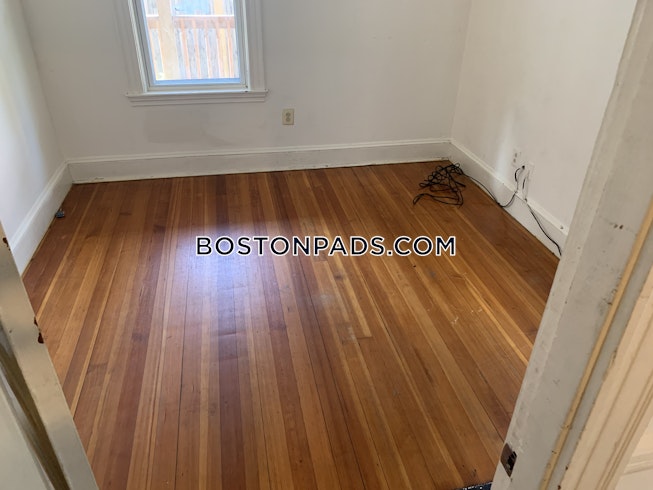 Boston - $3,800 /mo