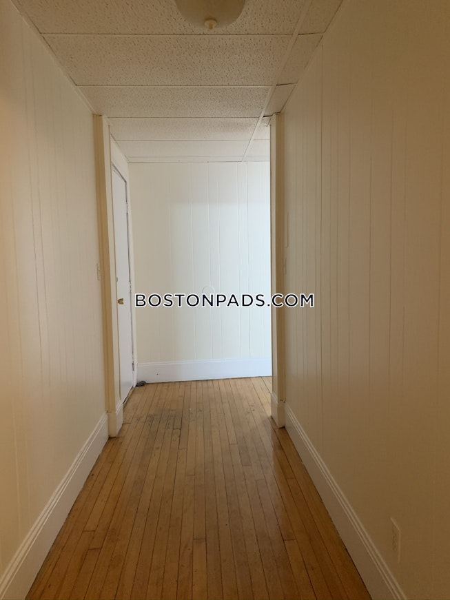 Boston - $2,750 /mo