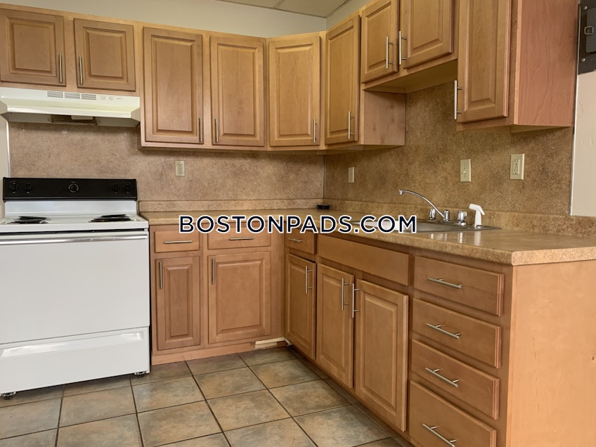 Boston - $2,450 /month