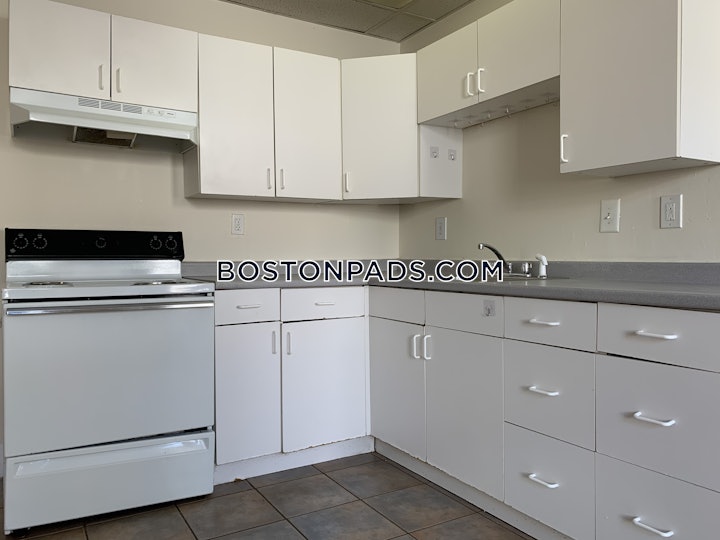 allstonbrighton-border-apartment-for-rent-2-bedrooms-1-bath-boston-2650-4633759 