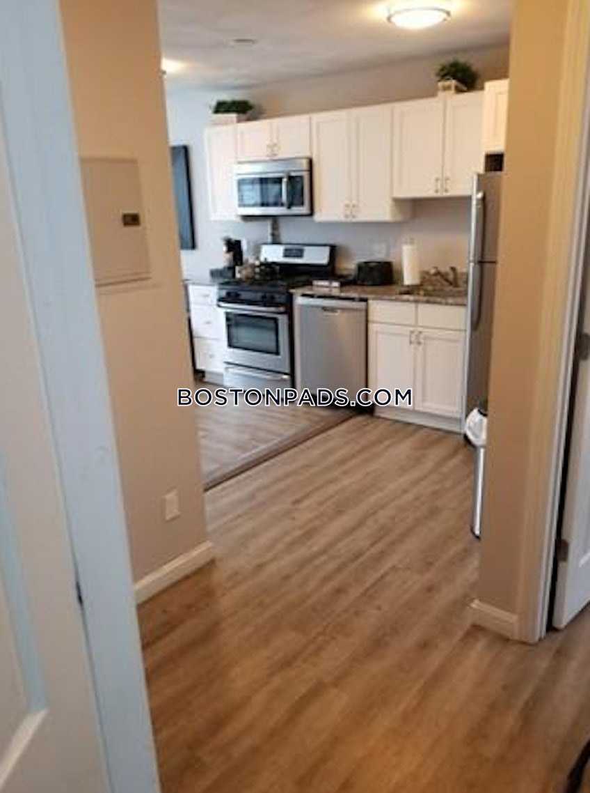 Boston - $2,795 /month