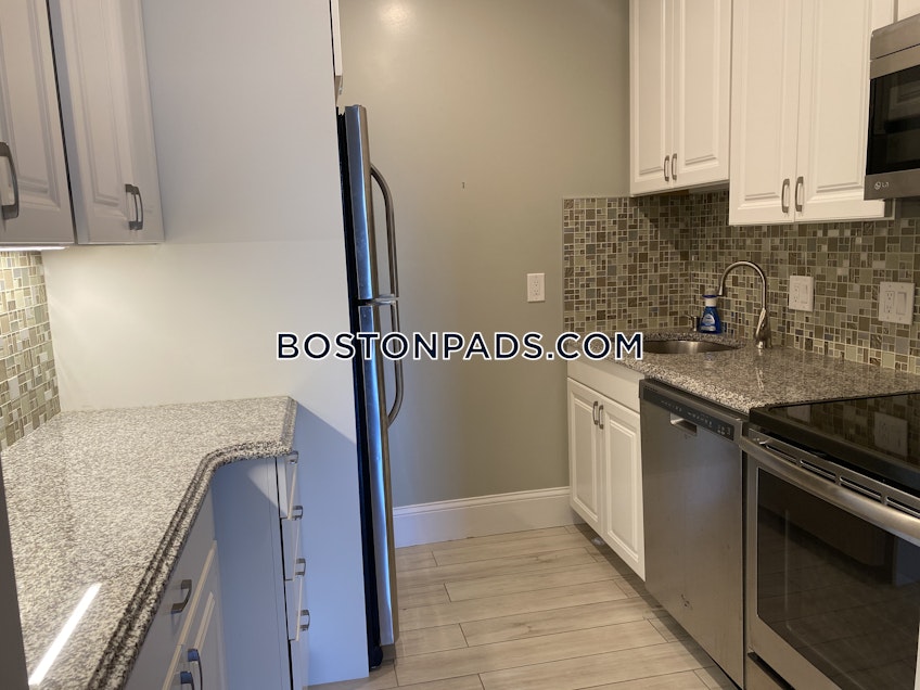 Boston - $2,800 /month