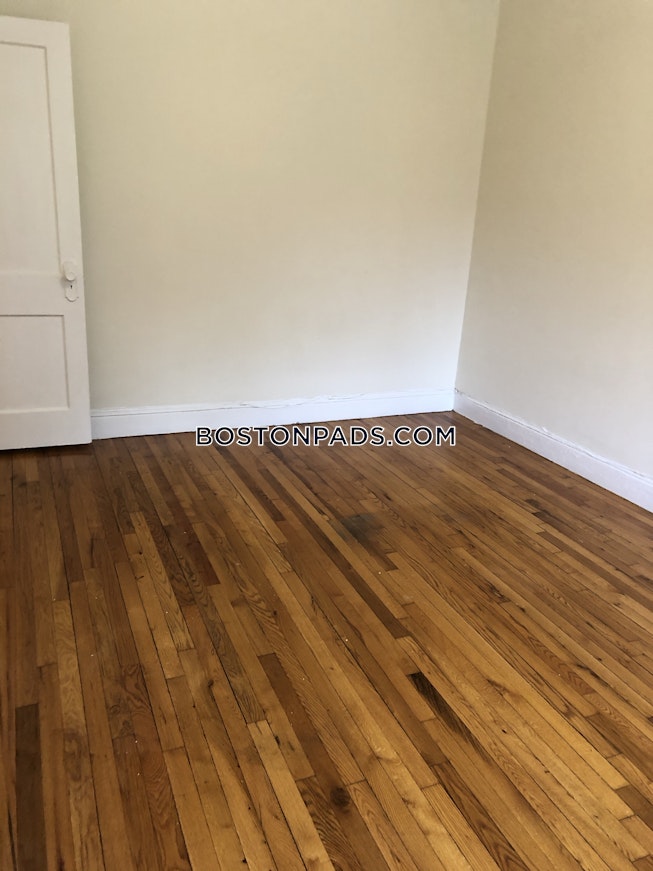 Boston - $1,795 /mo