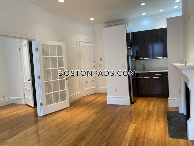 Boston - $2,025 /mo