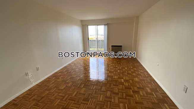 Brookline - $3,800 /mo