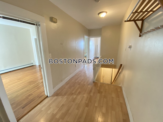 Boston - $2,300 /mo