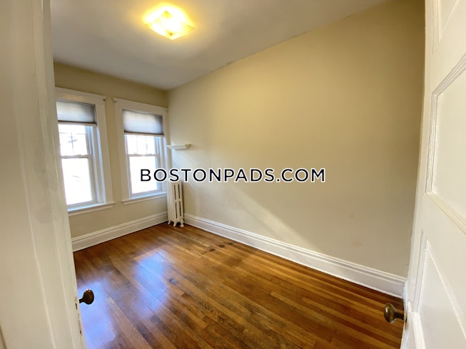 Brookline - $3,500 /mo